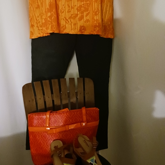 Top - Picture 7 of 10